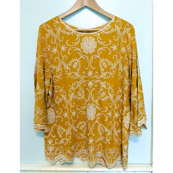 Hippie boho embroidered top with bell sleeves - Picture 1 of 4